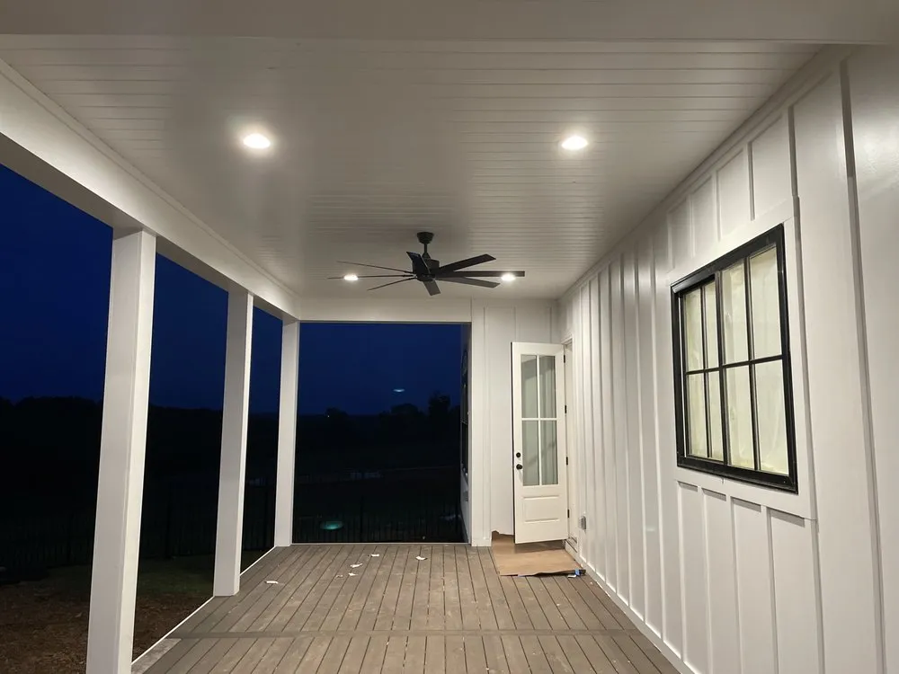 Slide of Cassy Electric