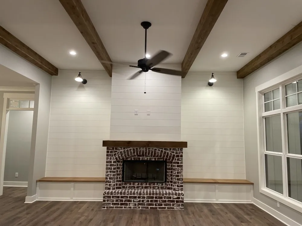 Slide of Cassy Electric