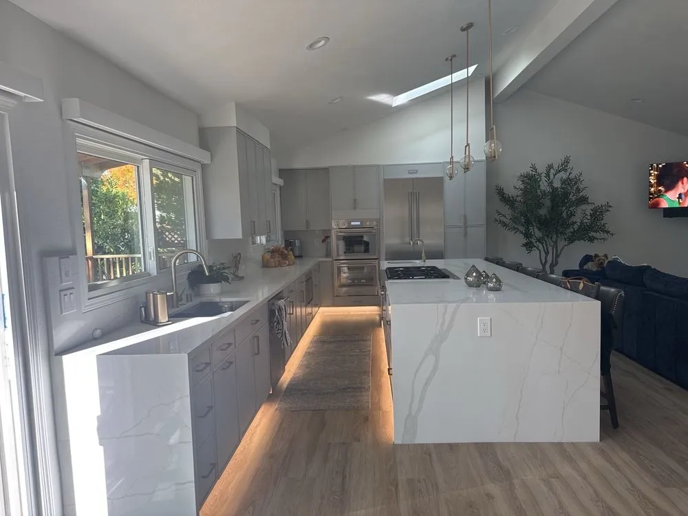 Slide of Castaneda Construction