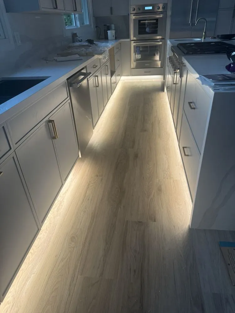 Slide of Castaneda Construction