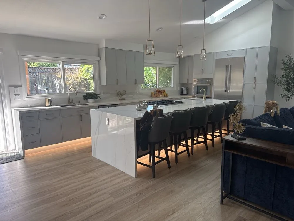 Slide of Castaneda Construction