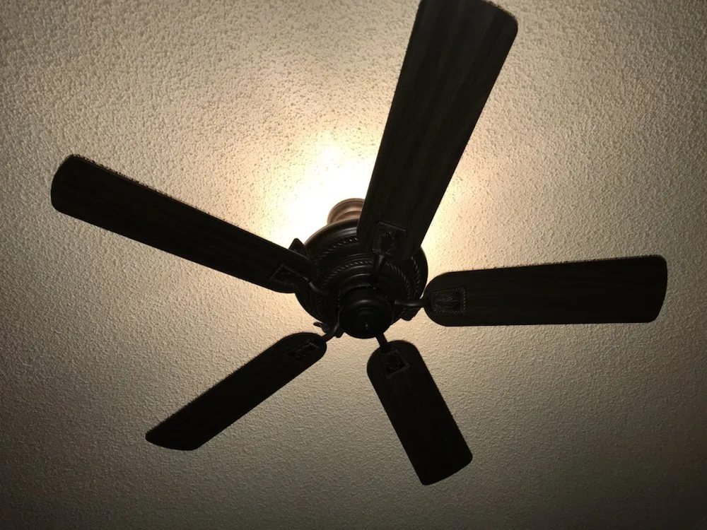 Slide of Castillo 6M Electric