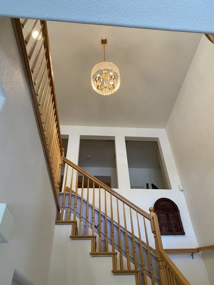 Slide of Castillo Electric