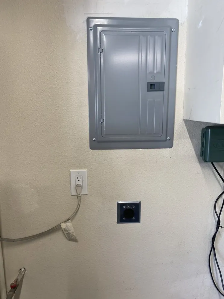 Slide of Castillo Electric