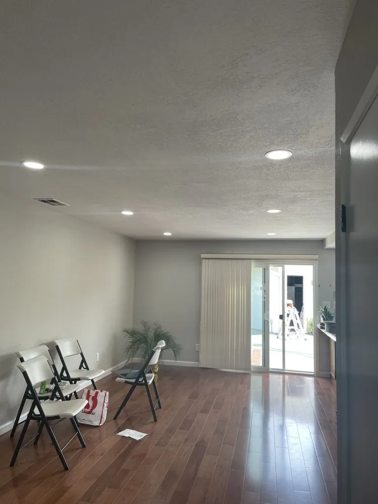 Slide of Castillo Electric