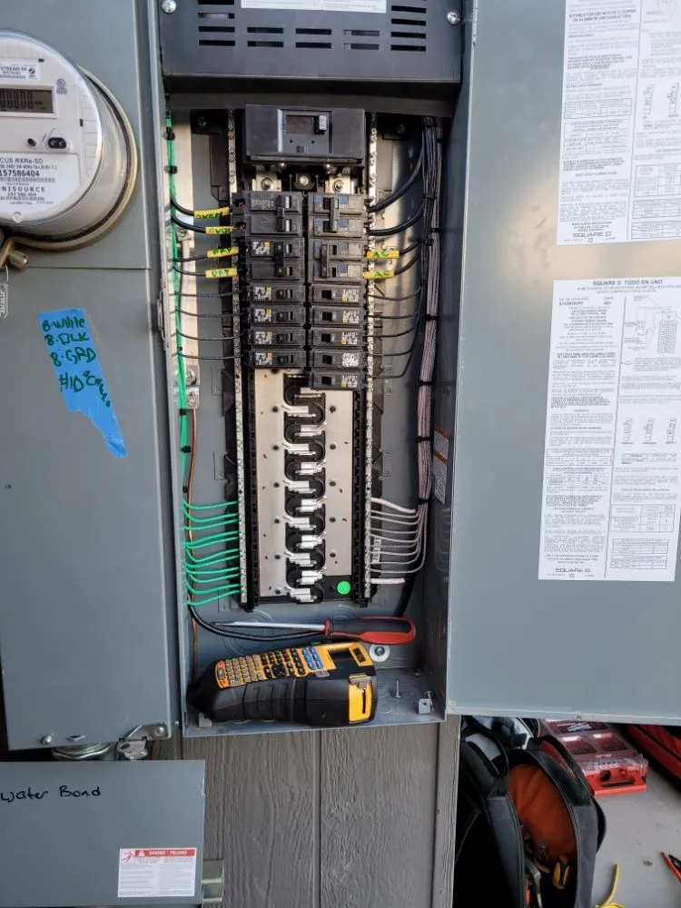 Slide of Castillo Electric