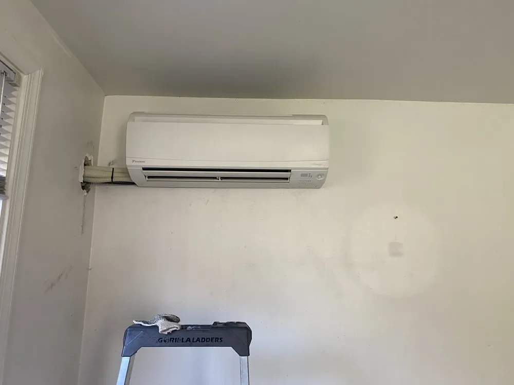 Affordable electrician providing emergency electrical service in Upper Marlboro, MD - Castillo HVAC