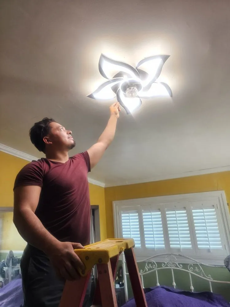 Slide of Castillo’s Electric