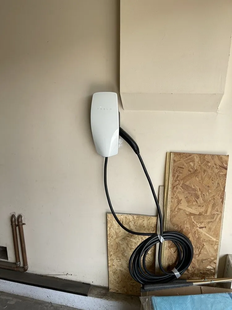 Slide of Castillo’s Electric