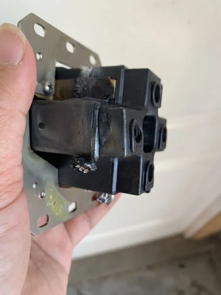 Slide of Castillo’s Electric