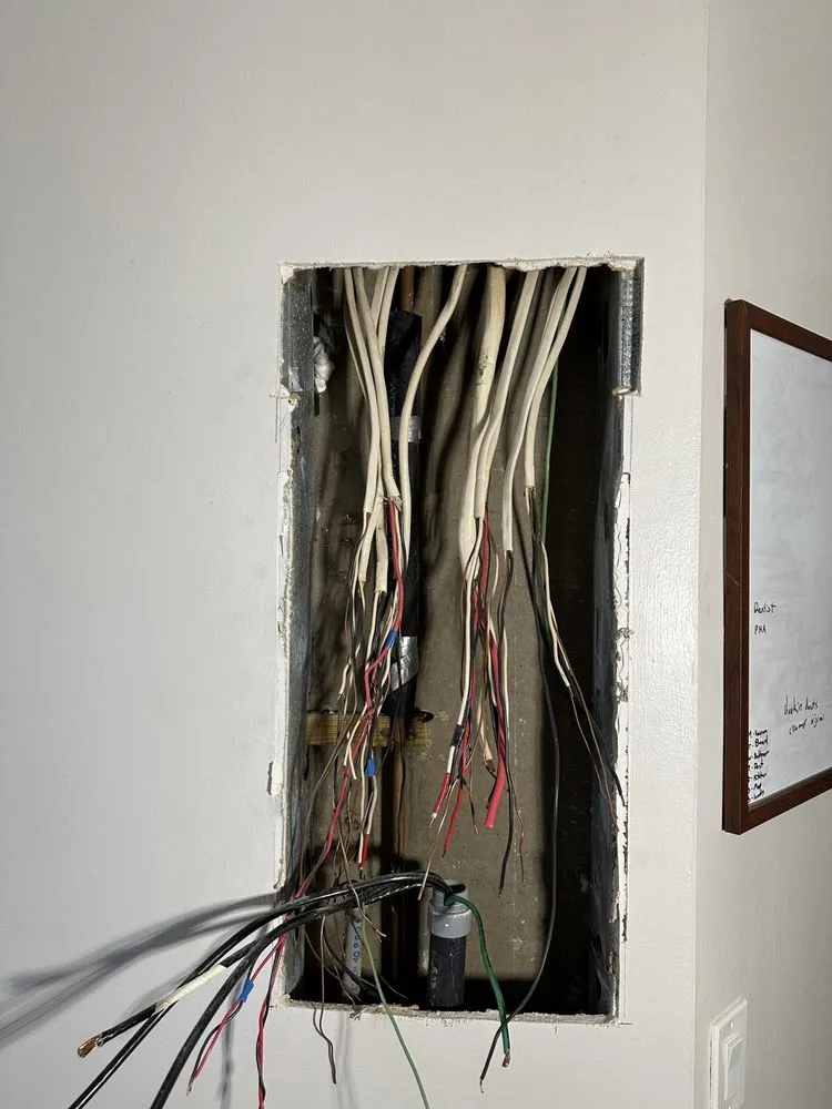 Expert lighting installation in Port St. Lucie, FL by Castillo's Electrical Service