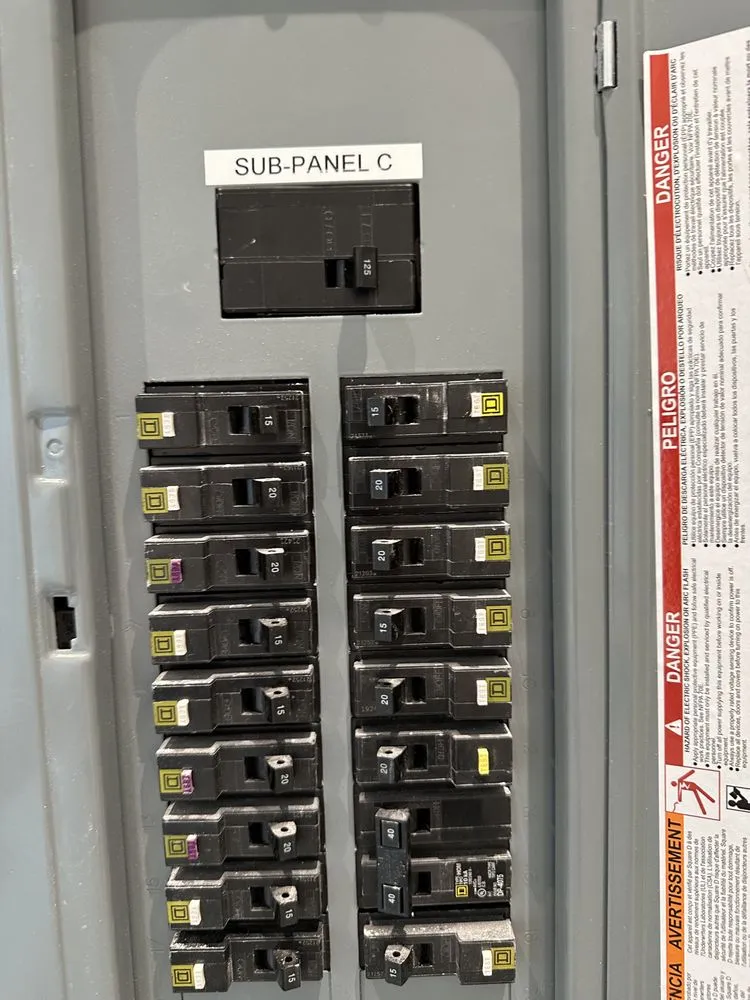 Trusted electrician providing panel upgrade in Port St. Lucie, FL - Castillo's Electrical Service