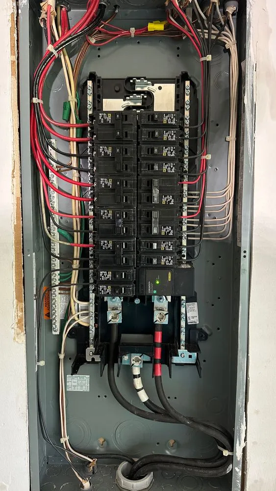 Professional circuit breaker repair in Port St. Lucie, FL by Castillo's Electrical Service