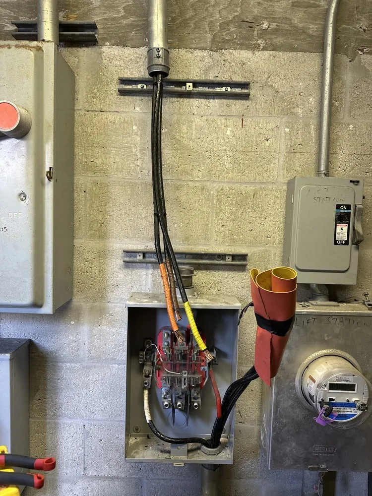 Professional lighting installation experts serving Port St. Lucie, FL - Castillo's Electrical Service