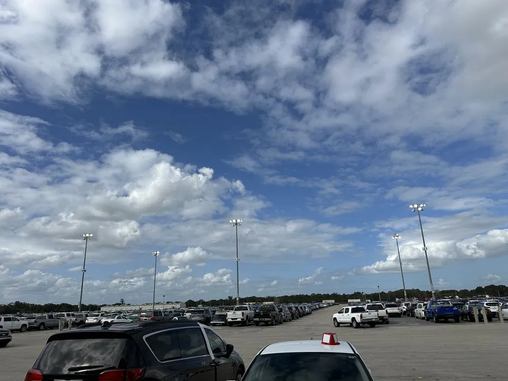 Emergency electrician providing wiring installation in Port St. Lucie, FL - Castillo's Electrical Service