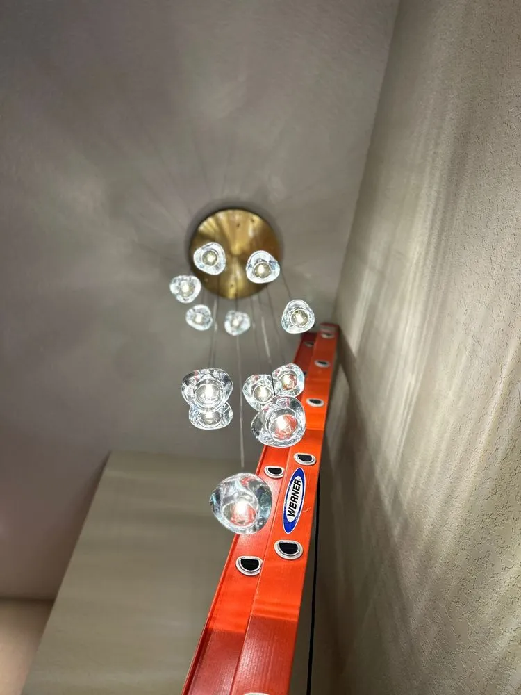 Reliable circuit breaker repair experts serving Port St. Lucie, FL - Castillo's Electrical Service