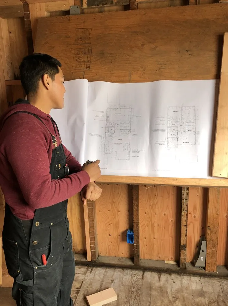 Slide of Castle Electric