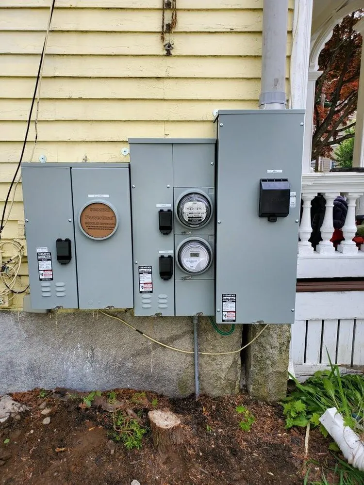 Slide of Castle Electric, Inc