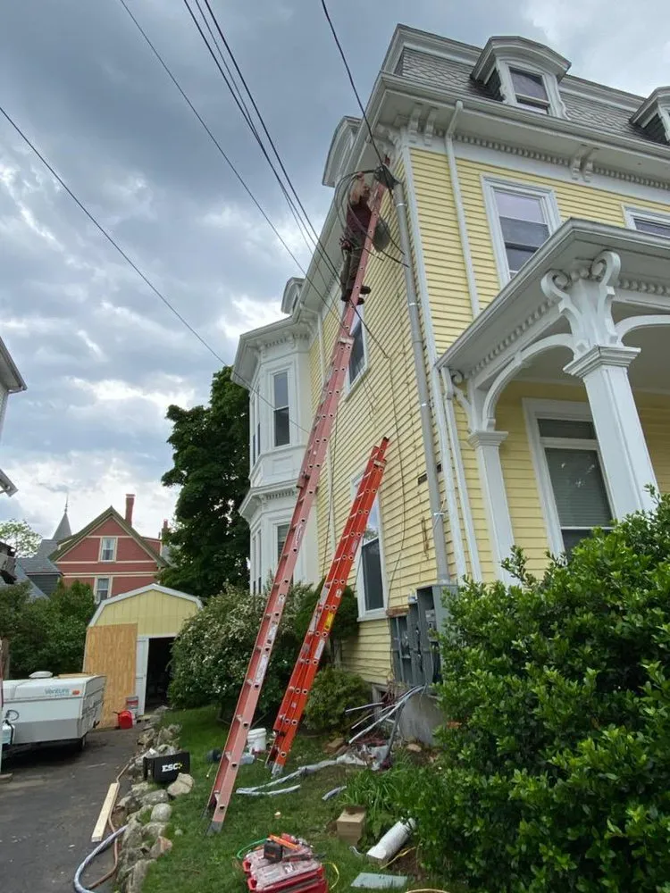 Expert outlet and switch repair in ,  by Castle Electric, Inc