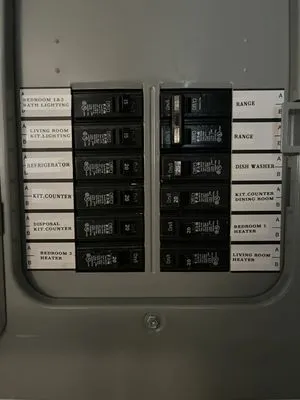 Castle Electric Logo