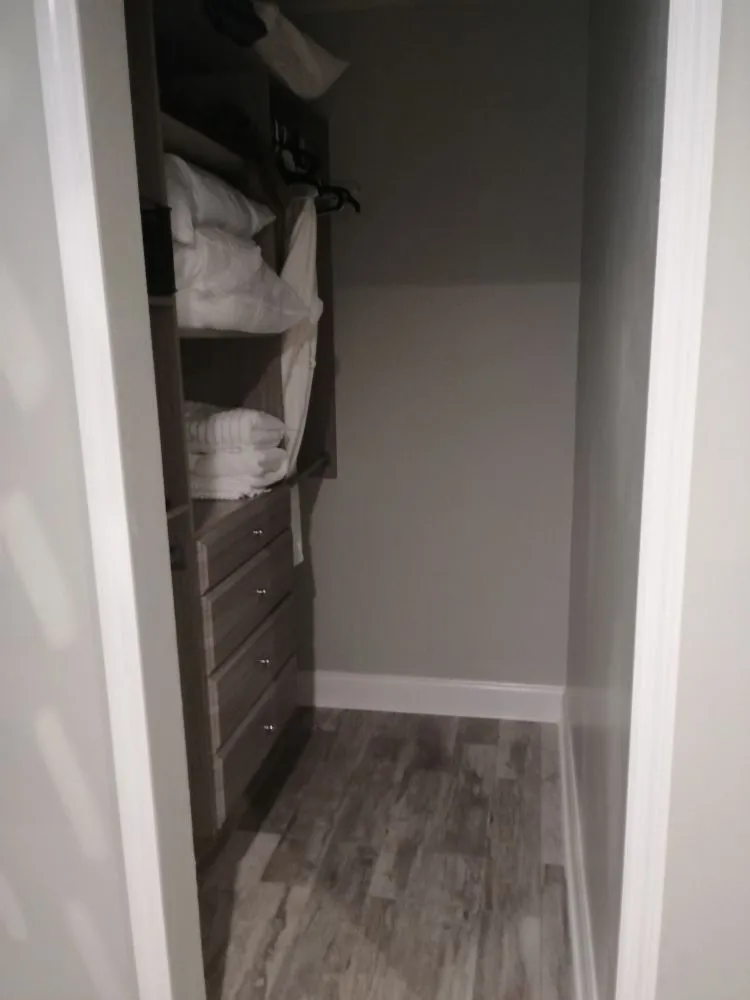 Professional electrician providing emergency electrical service in ,