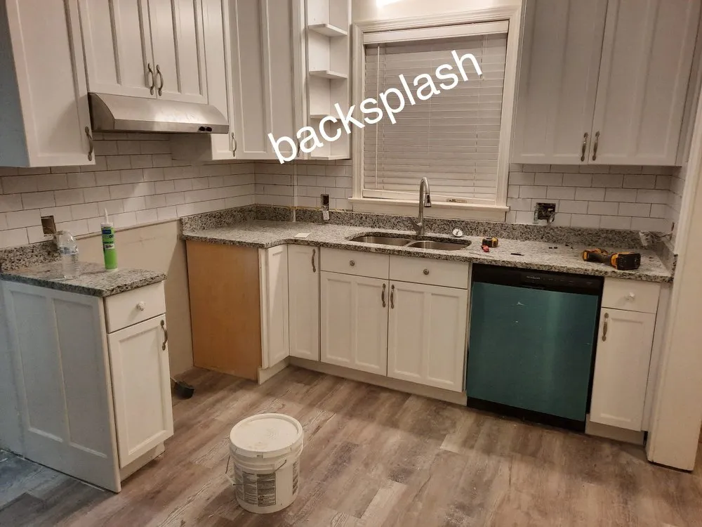 Slide of CastMart Multiservices