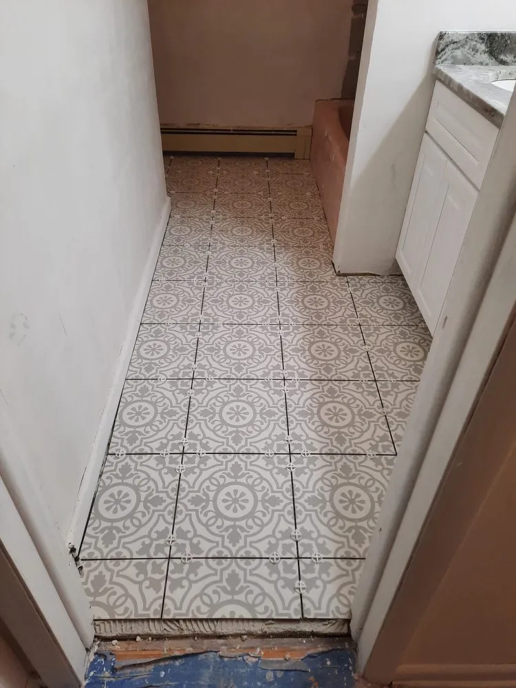 Slide of CastMart Multiservices