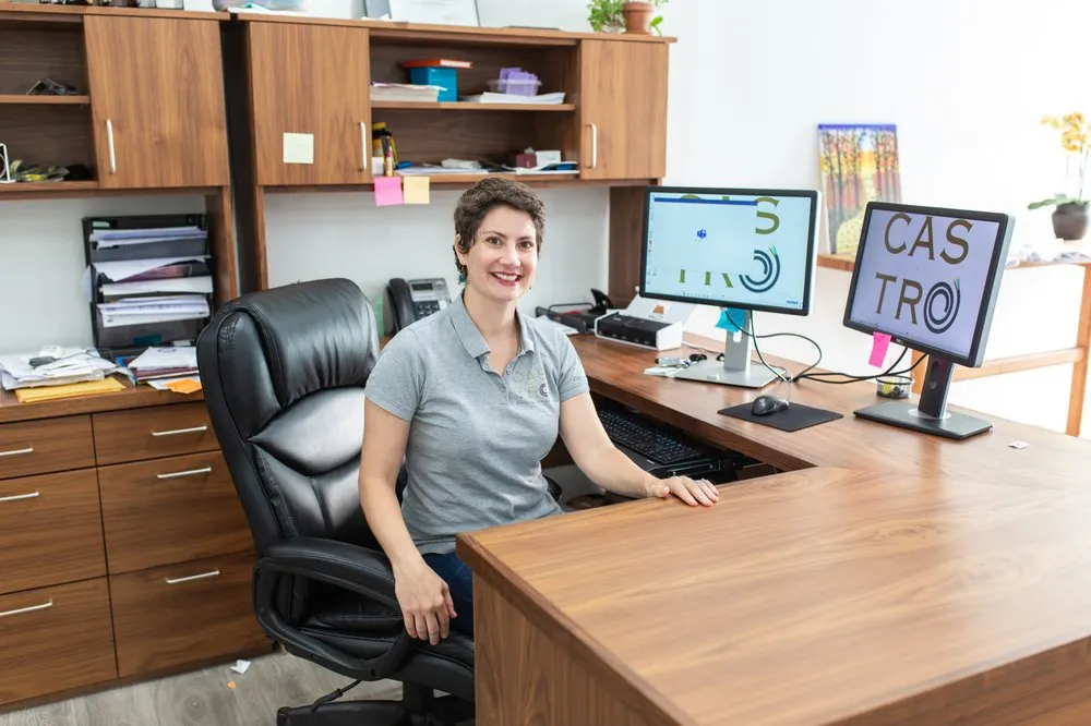 Emergency electrician providing lighting installation in , 