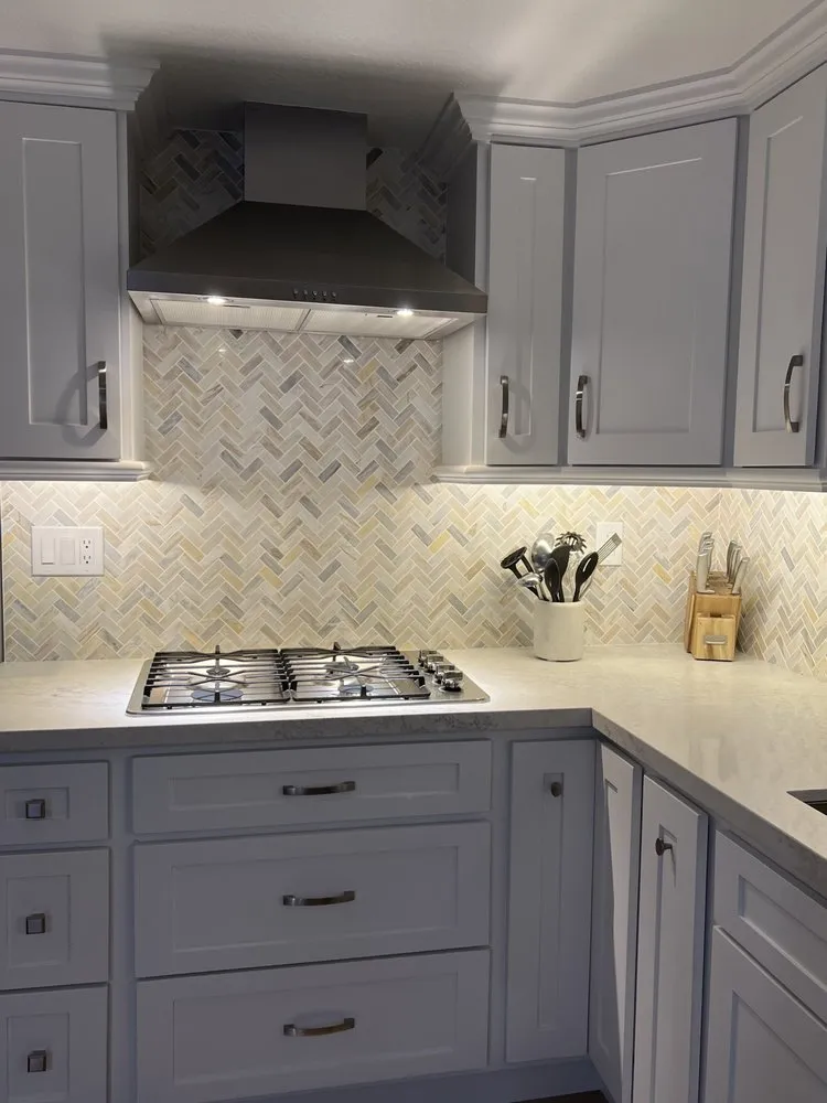 Slide of Castro Services