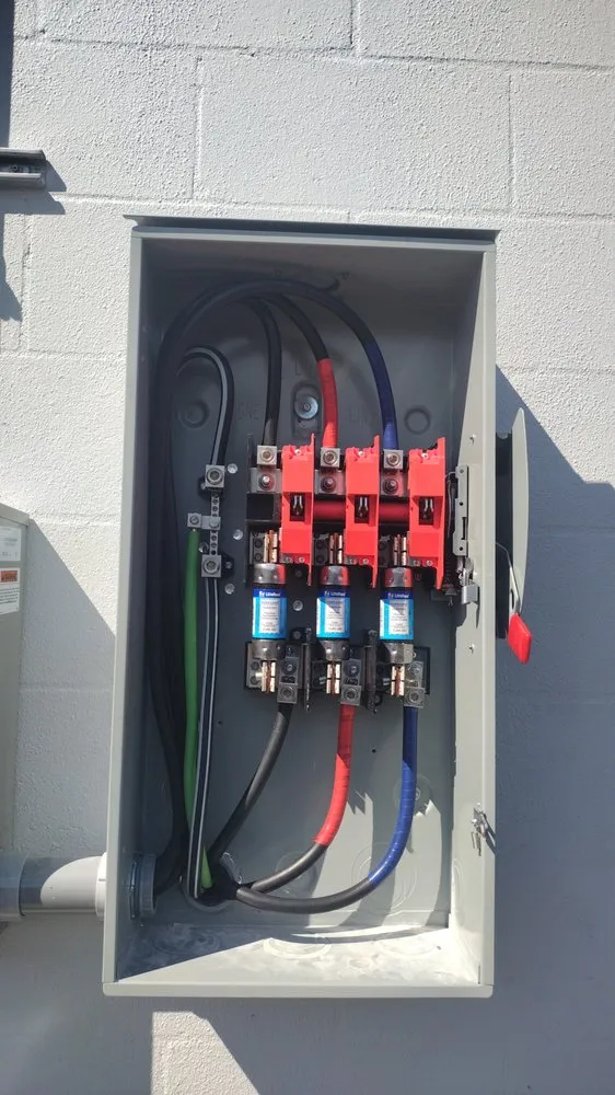 Slide of Catatumbo Multiservice