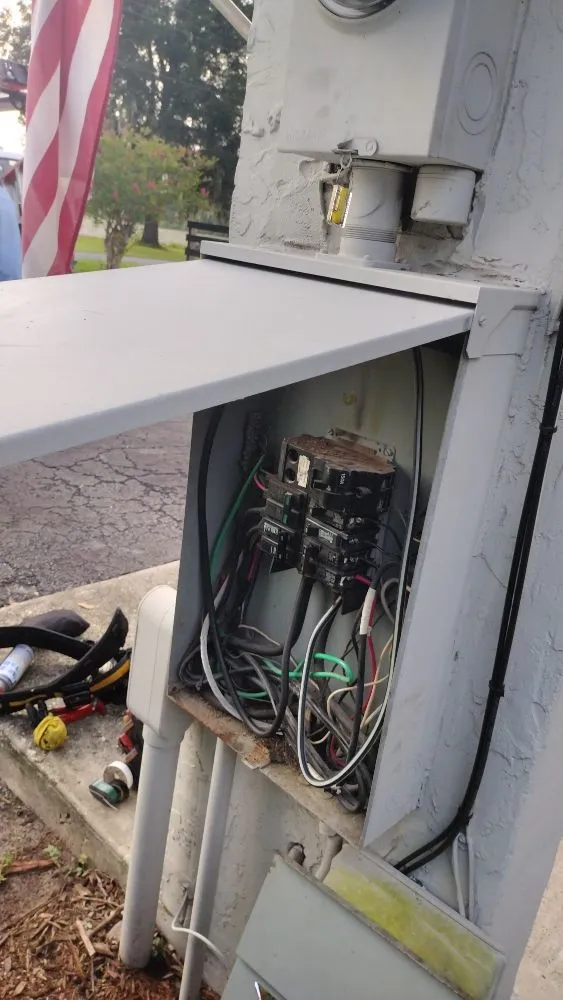 Slide of Catatumbo Multiservice