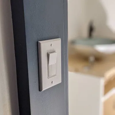 Catchy Master Electrician Logo