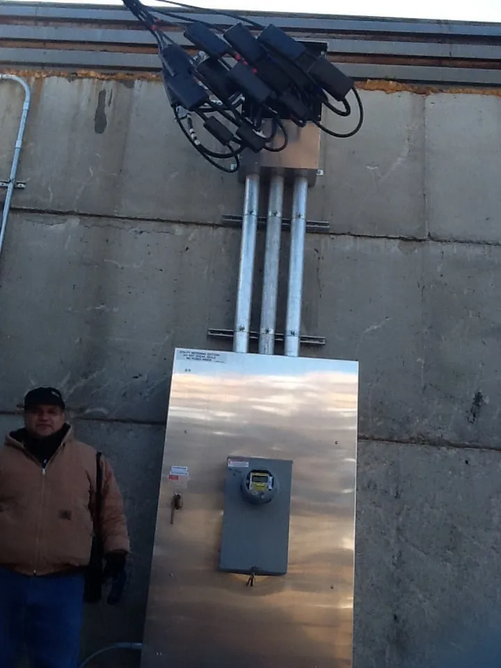 Slide of CAVAL Electric