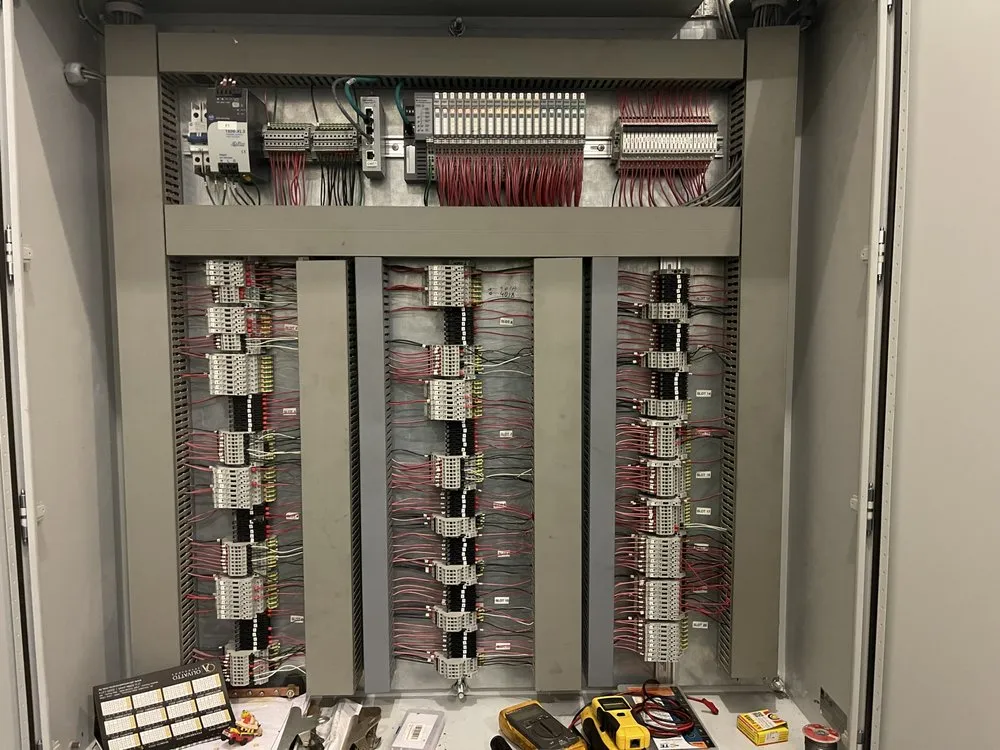 Slide of CBGR Electric