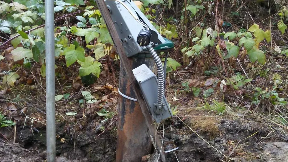 Slide of C&C Electric Connected & Continuity