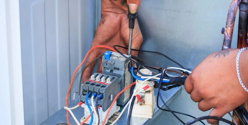 Slide of CD Electrical Services