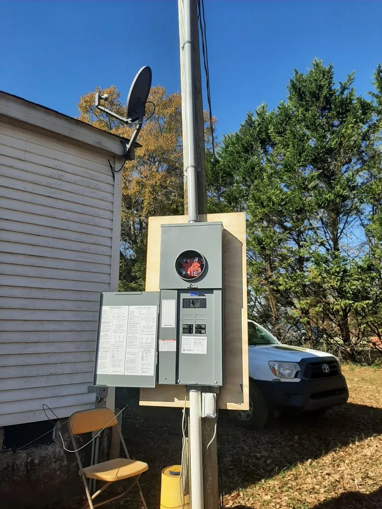 Professional lighting installation service in Dewy Rose, GA - CD Services