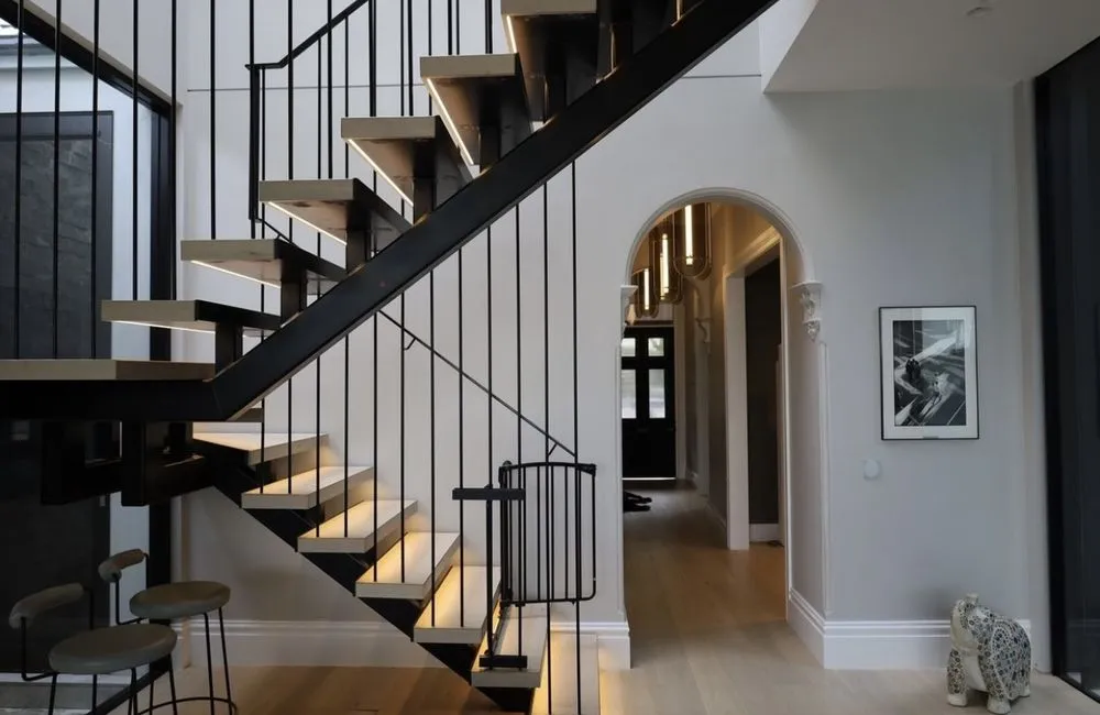 Slide of CDD Electric