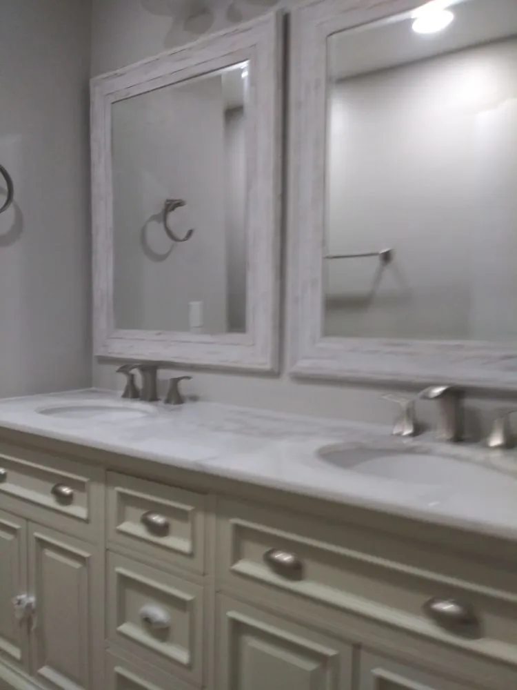 Expert electrician providing electrical repair in ,