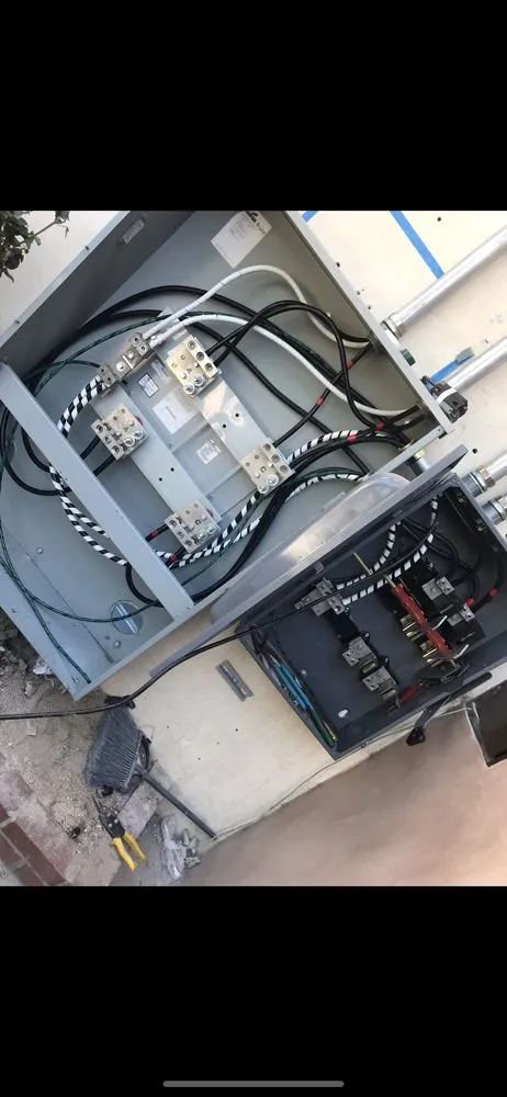 Slide of CDS Electric