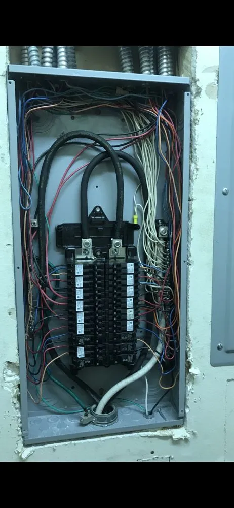 Slide of CDS Electric