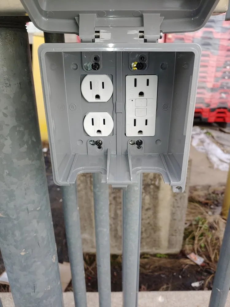 Slide of Cedar Crest Master Electrician