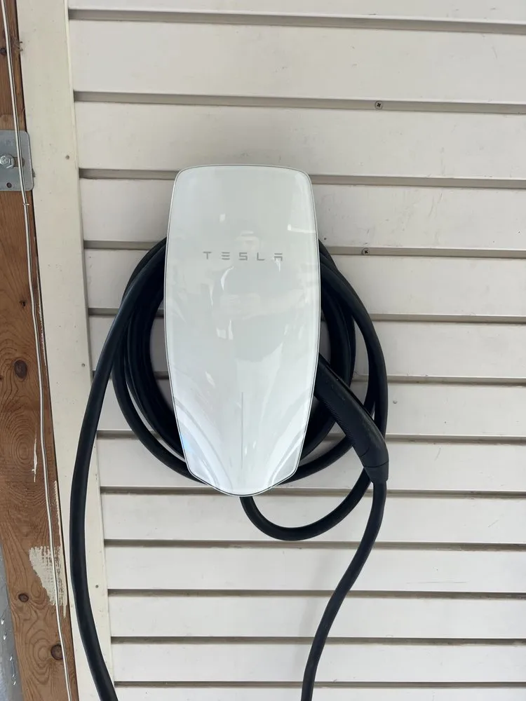 Slide of Cedar Electrical Services