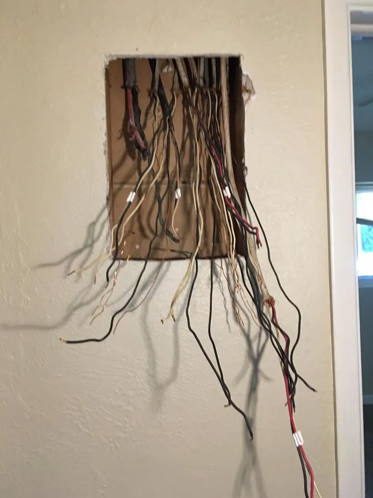 Slide of Cedeno Electric