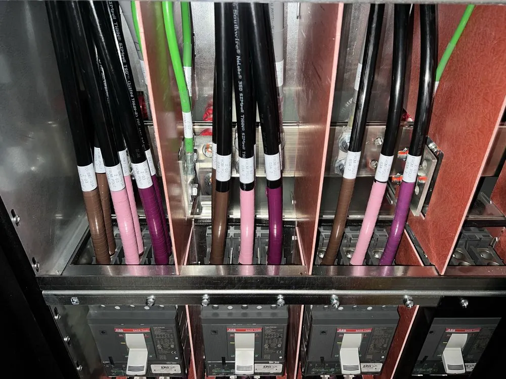 Slide of Ceez electric