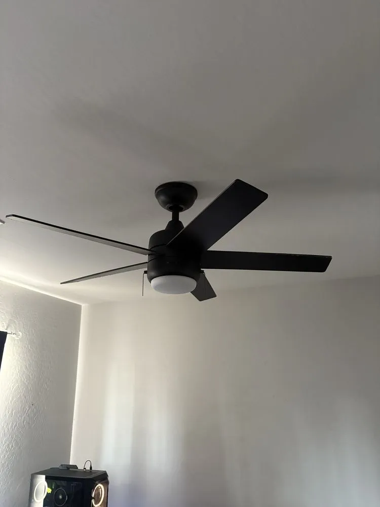 Slide of Ceez electric