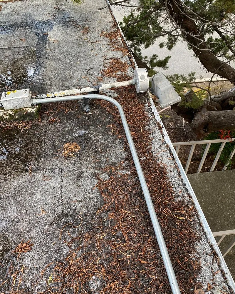 Slide of CenBay Electric