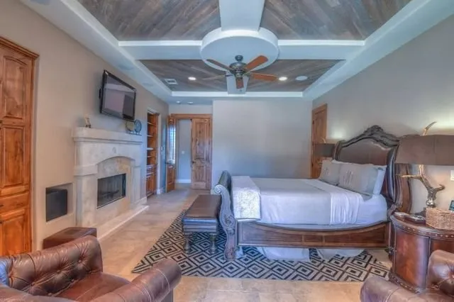 Slide of Centerline Services