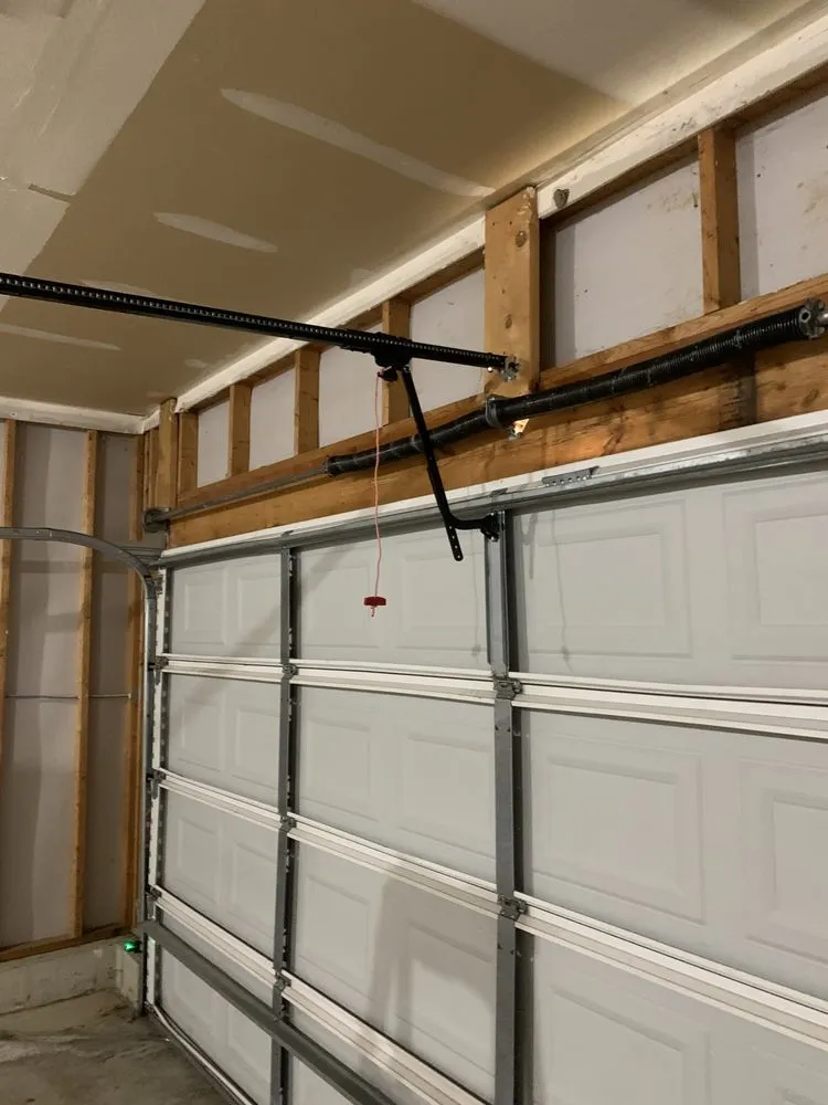 Emergency emergency electrical service in Sugarcrk Township, OH by Centerville Garage Doors