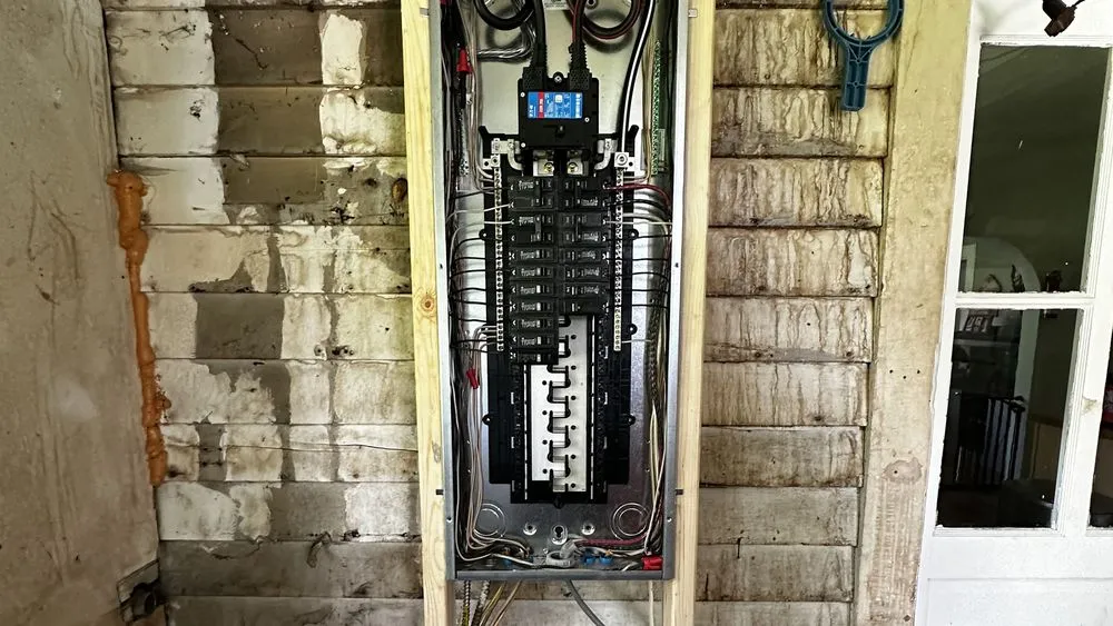 Slide of Central Electric